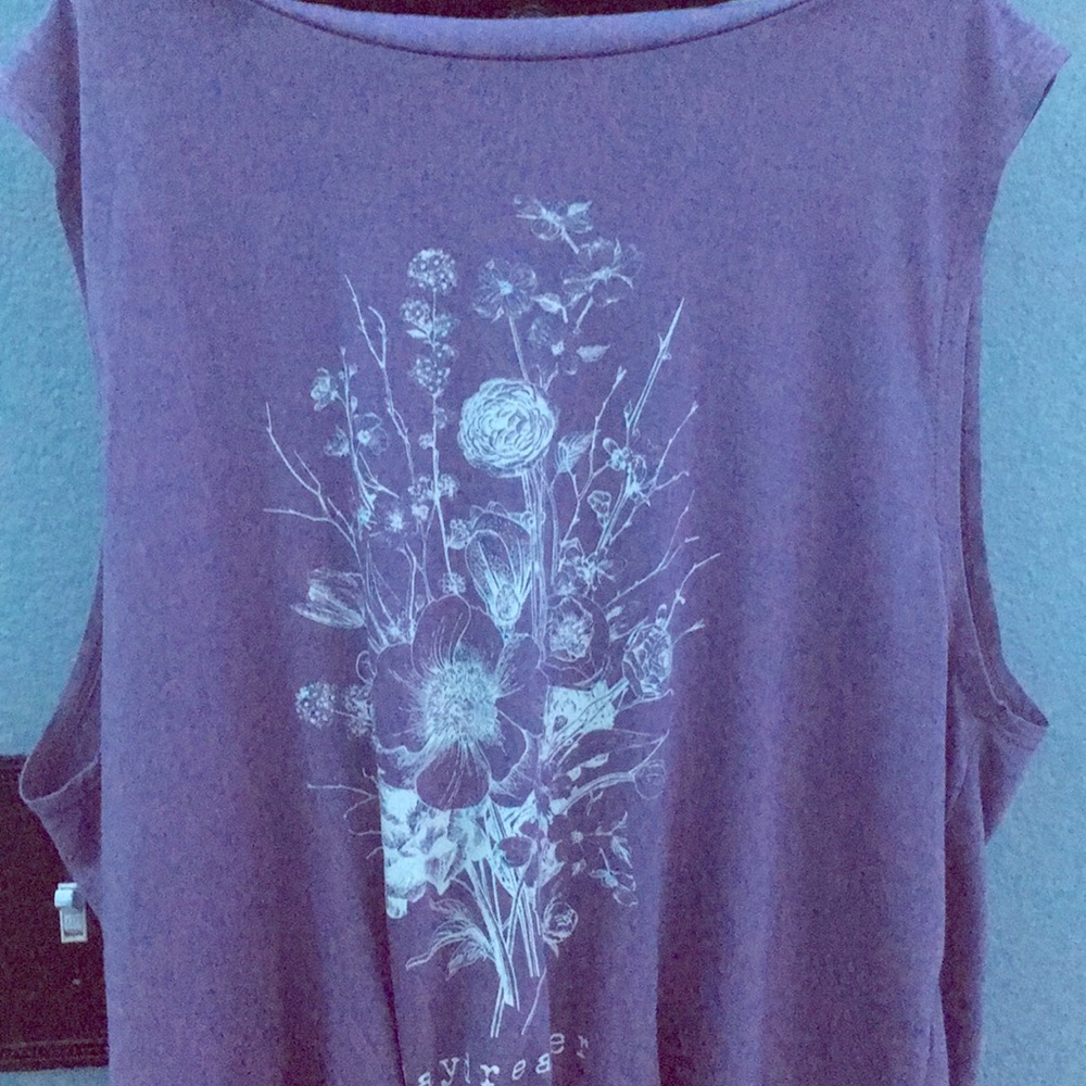 No sleeve light purple t shirt